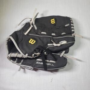 Wilson Baseball Glove 10.5 Inch A2434WB